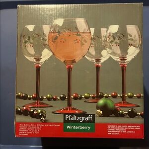 Pfaltzgraff Winterberry Wine Glass Set with Red and Green Accents